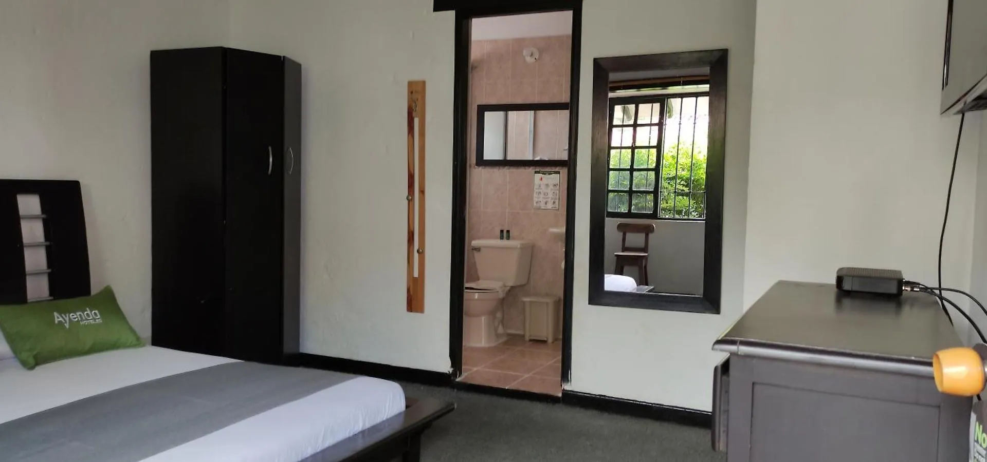 Hotel Premium Real Medellin 3*,